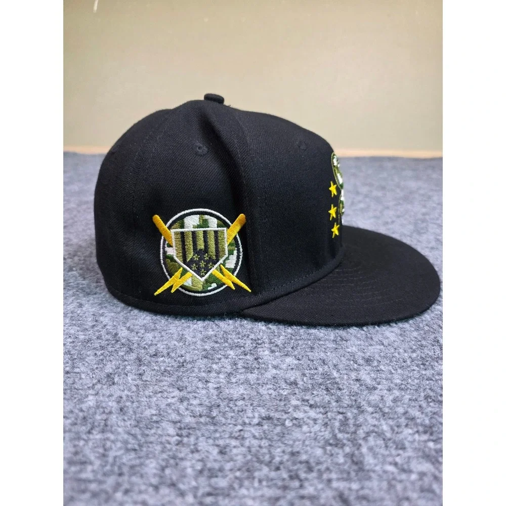 Chicago White Sox Hat Mens 7 1/4 New Era 59FIFTY Armed Forces Day Camo Black‎